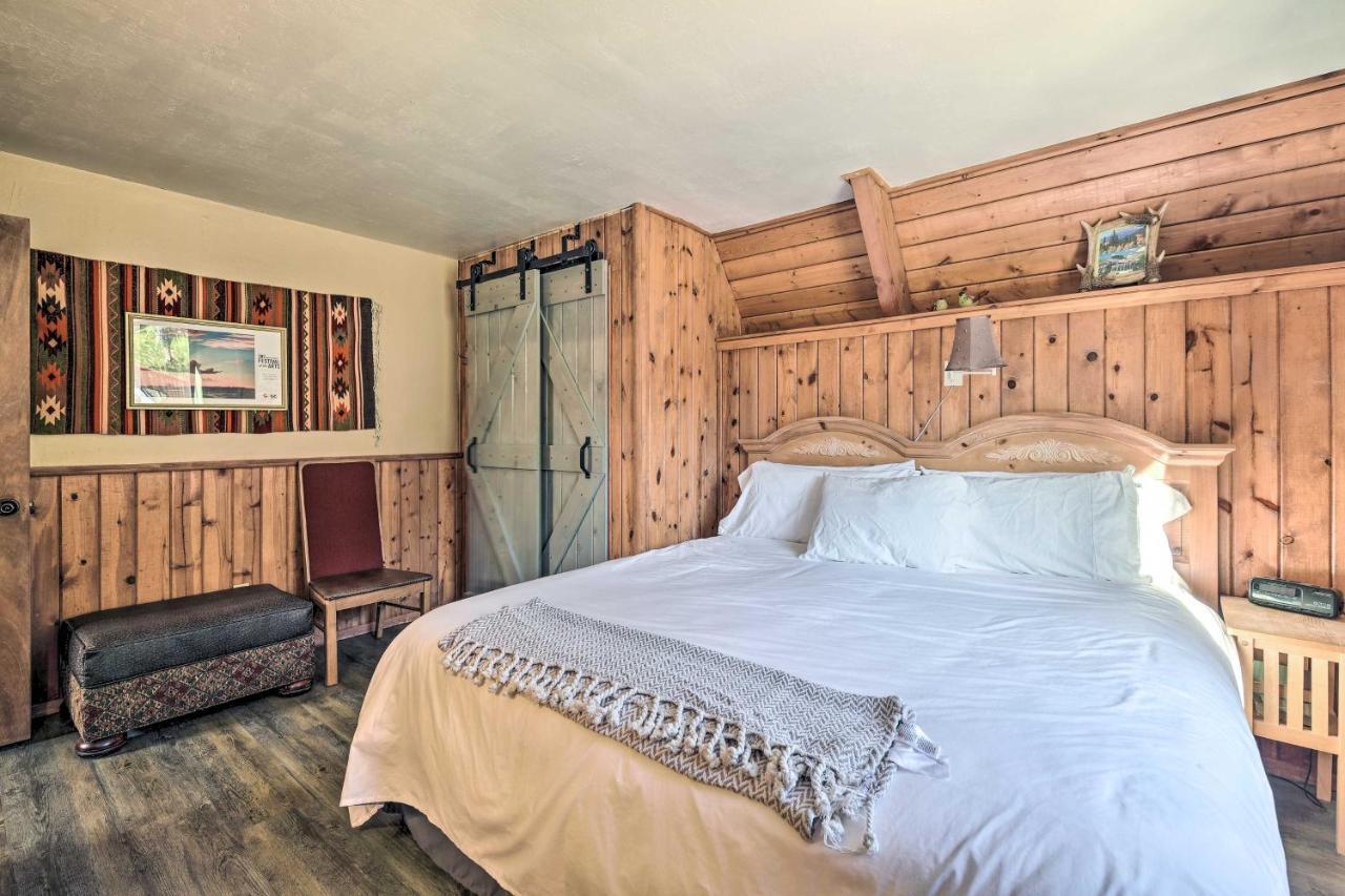 Ski-Inandski-Out Red River Cabin With Mtn Views! Exterior foto